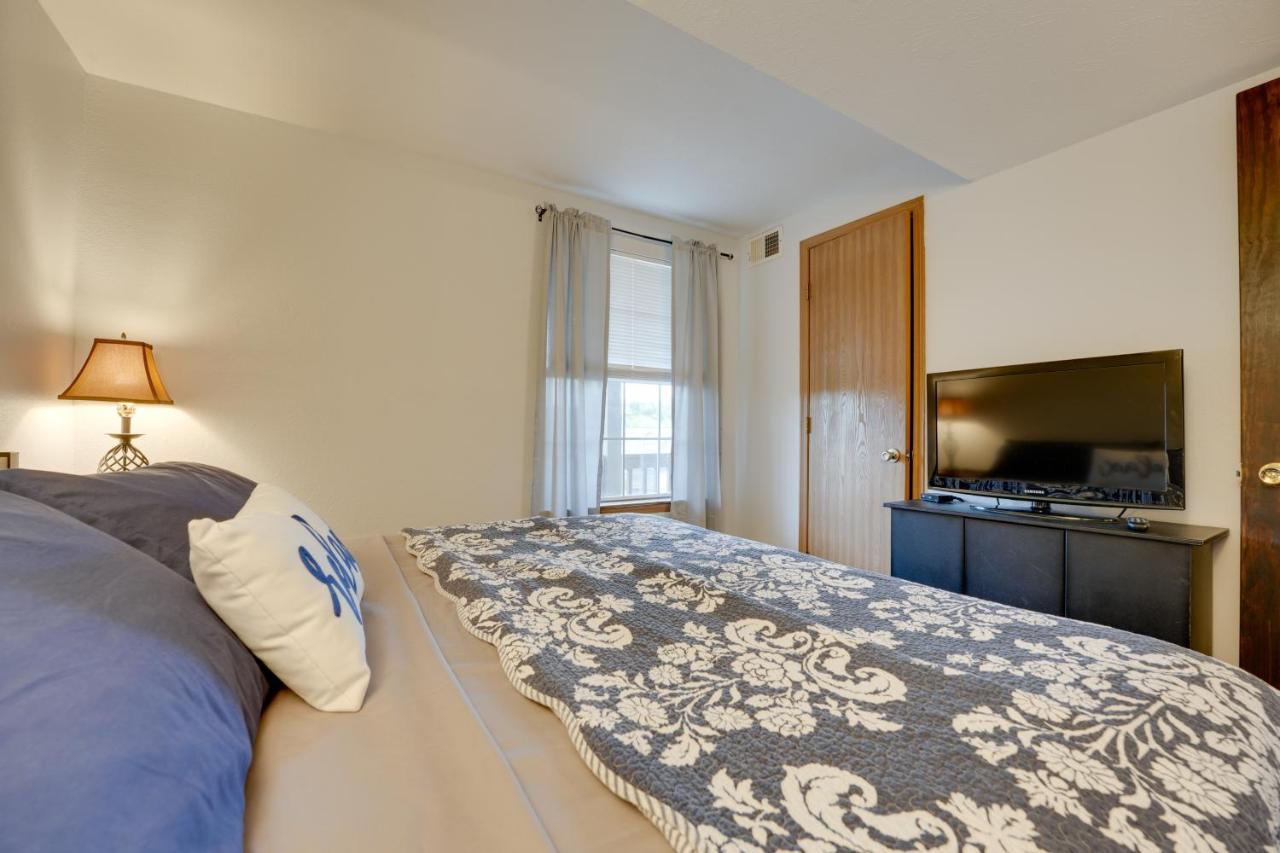 Condo With Balcony And Grill 3 Mi To Moonshine Beach! Branson Esterno foto