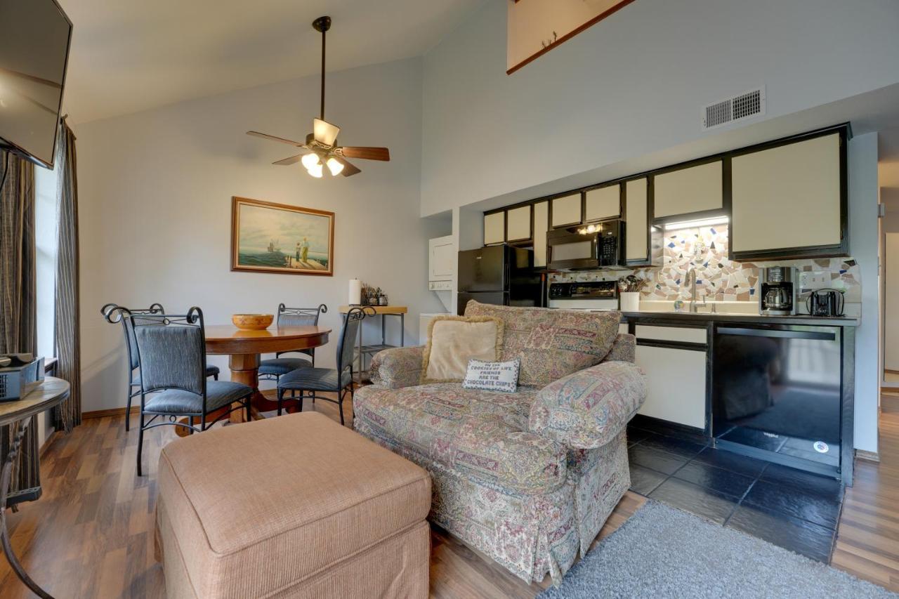Condo With Balcony And Grill 3 Mi To Moonshine Beach! Branson Esterno foto