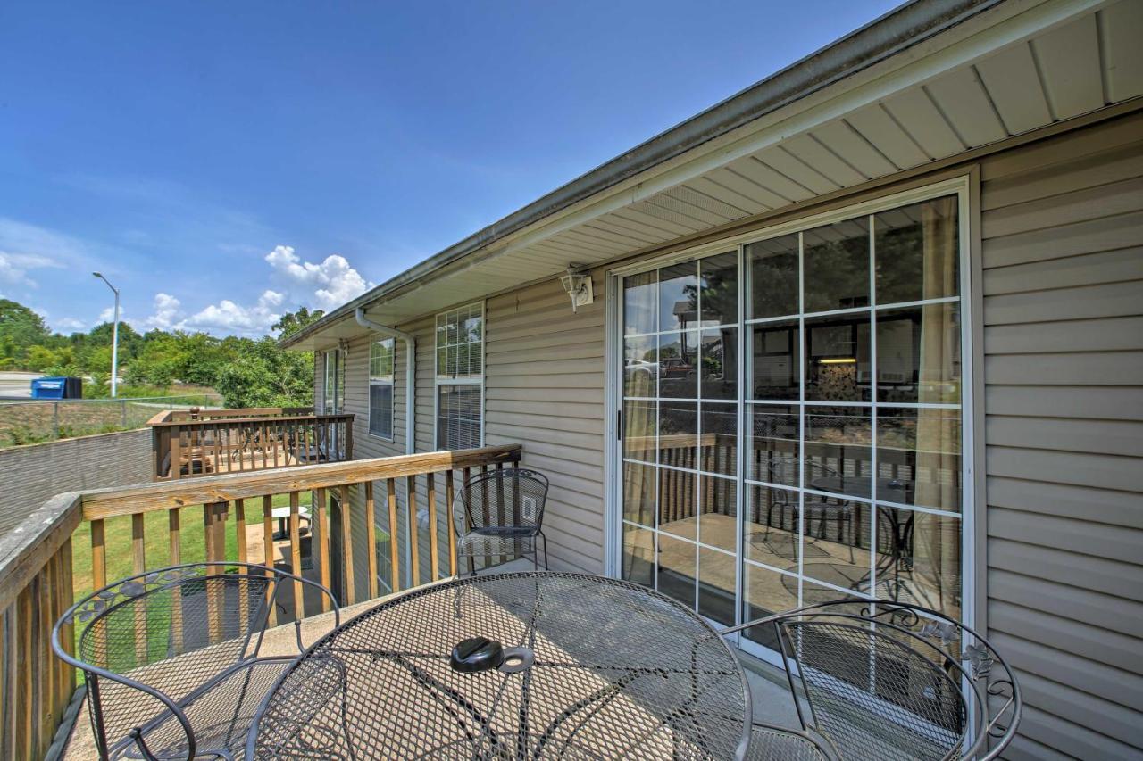 Condo With Balcony And Grill 3 Mi To Moonshine Beach! Branson Esterno foto